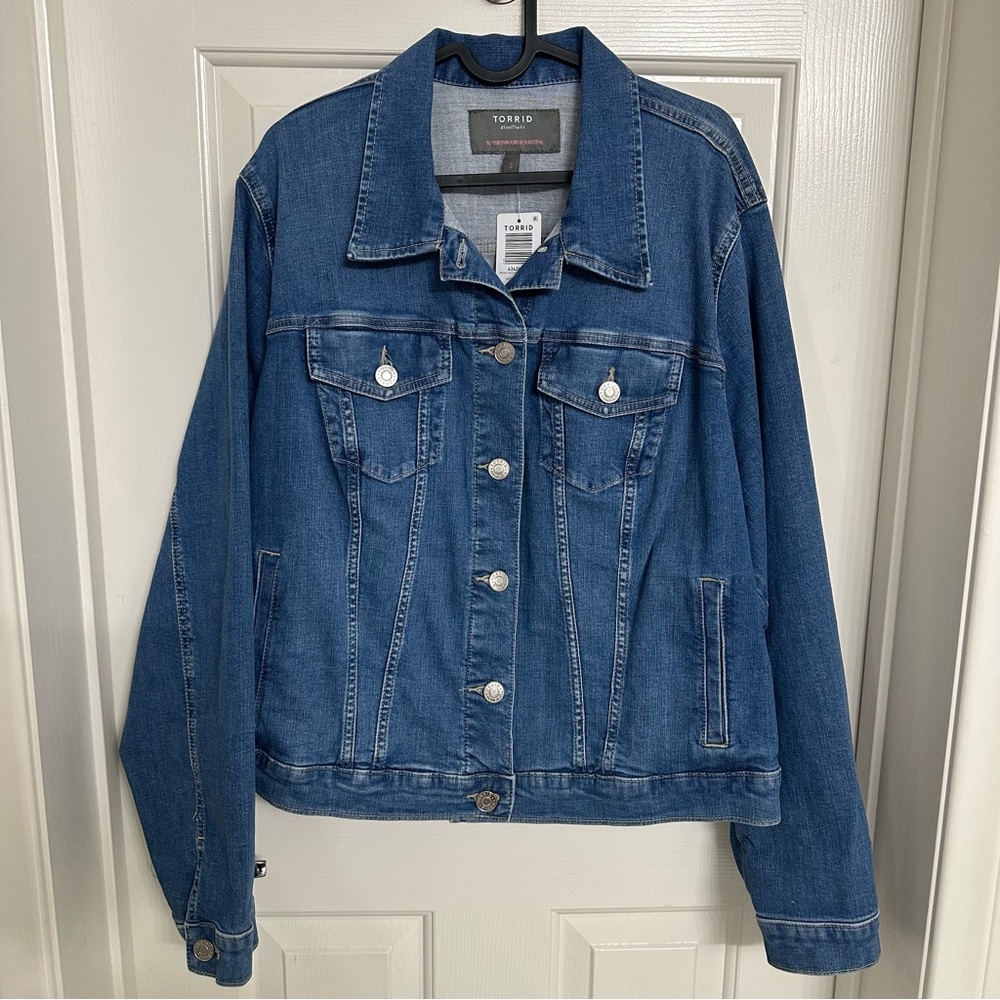 Torrid Denim Jacket Blue Button-Up Jean Jacket Silver Buttons Pockets NWT 2X